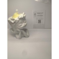 СОЕВА СВЕЩ В ГИПСОКЕРАМИКА-МОМИЧЕ